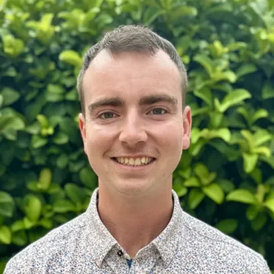 A headshot photo of Dr. Hunter Parsons